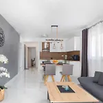Apartment Lucas - Luxury With Parking