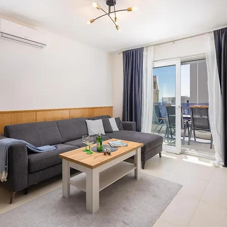 Lucas - Luxury With Parking Apartamento *