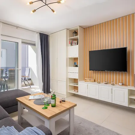 Lucas - Luxury With Parking Apartamento