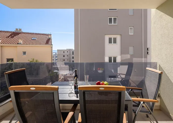 Apartment Lucas - Luxury With Parking *